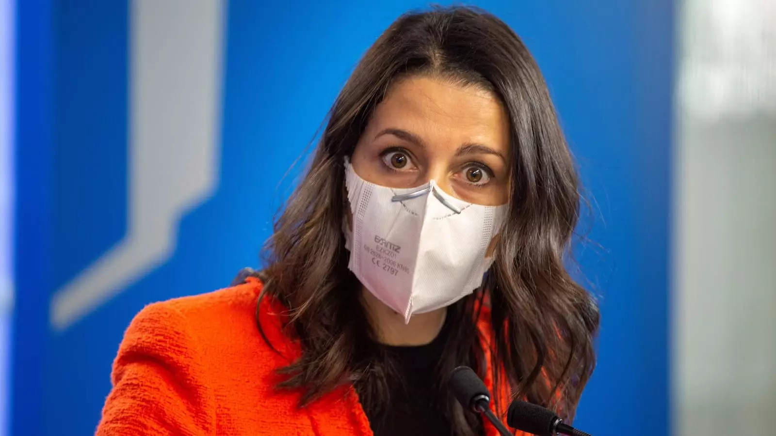 La presidenta de Ciutadans, Inés Arrimadas, durant una roda de premsa la setmana passada des d'Euskadi.