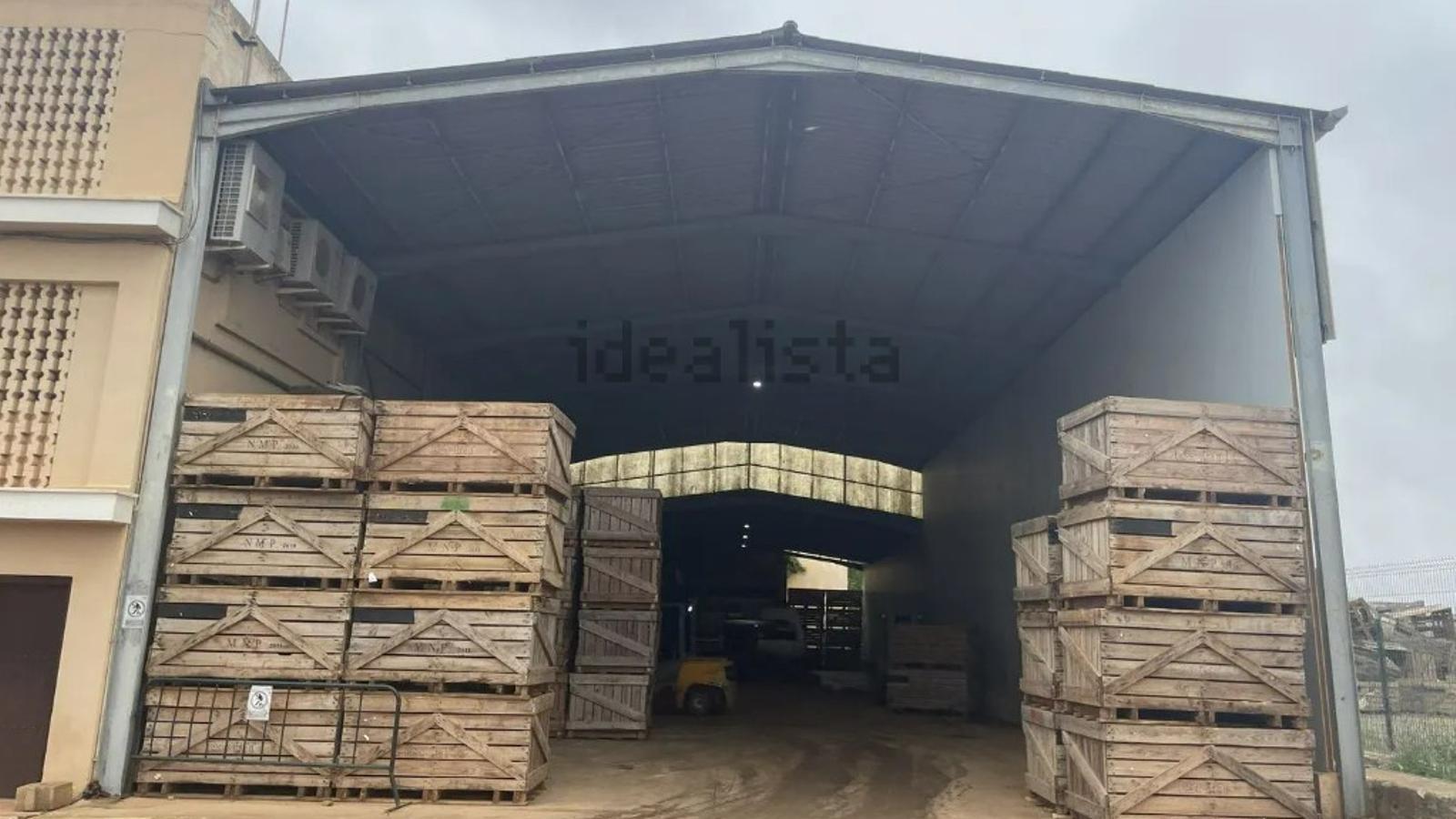 The s'Esplet farm, for sale on a real estate portal