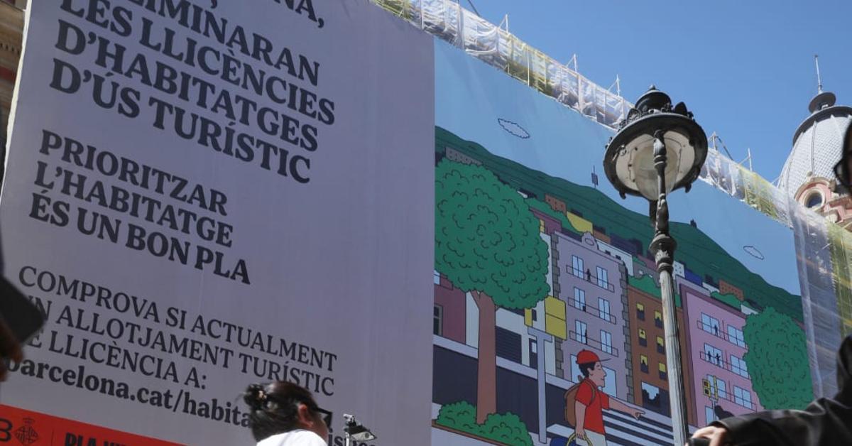 La batalla entre Apartur i l'Ajuntament pels pisos turístics