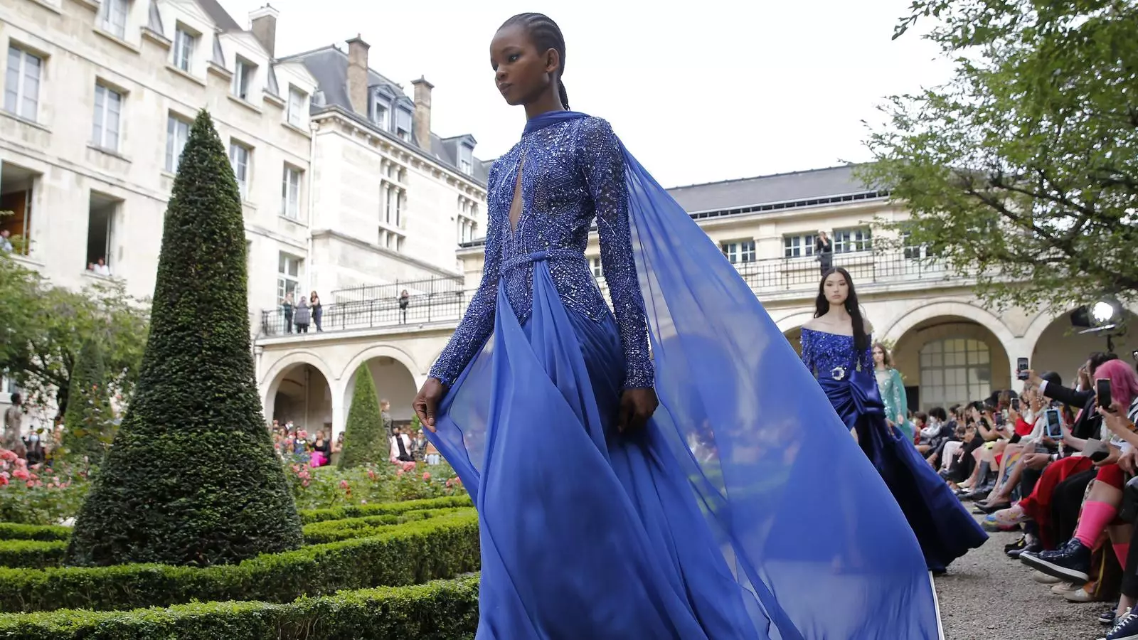 Un 'total look' en blau de Zuhair Murad