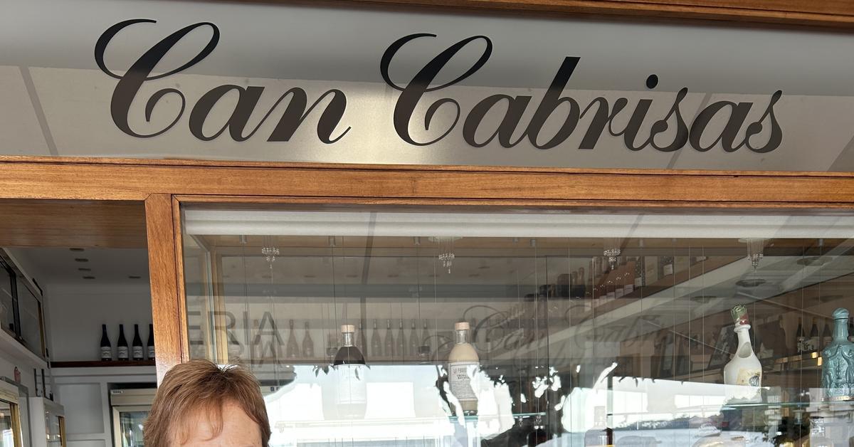 La última venta de taps de Cadaqués se ha llevado a cabo entre lágrimas y sonrisas