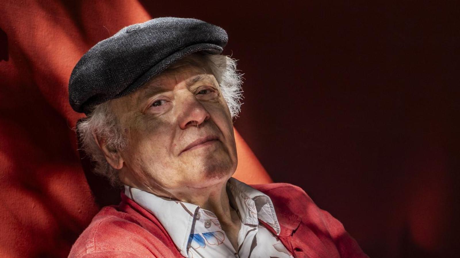 Mario Gas en los Teatros del Farró, donde interpreta 'La luna es blanca, muy blanca...'.