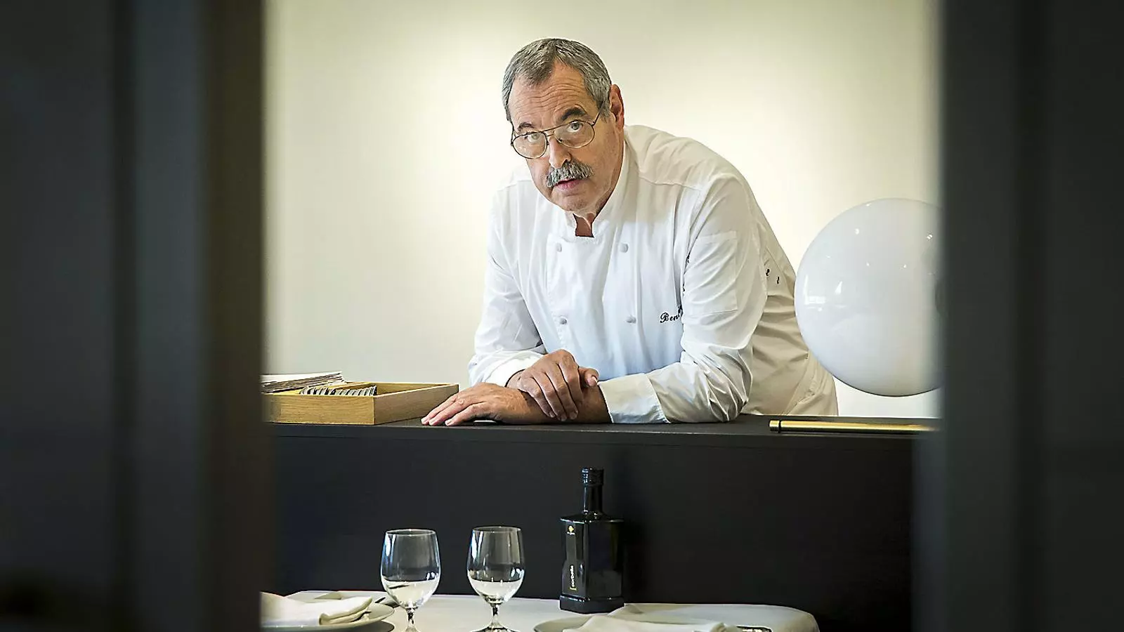 El xef Benvingut Aligué, al restaurant Aligué de Manresa.