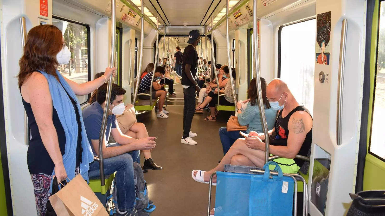 Un comboi de Ferrocarrils de la Generalitat Valenciana, en una imatge d'arxiu