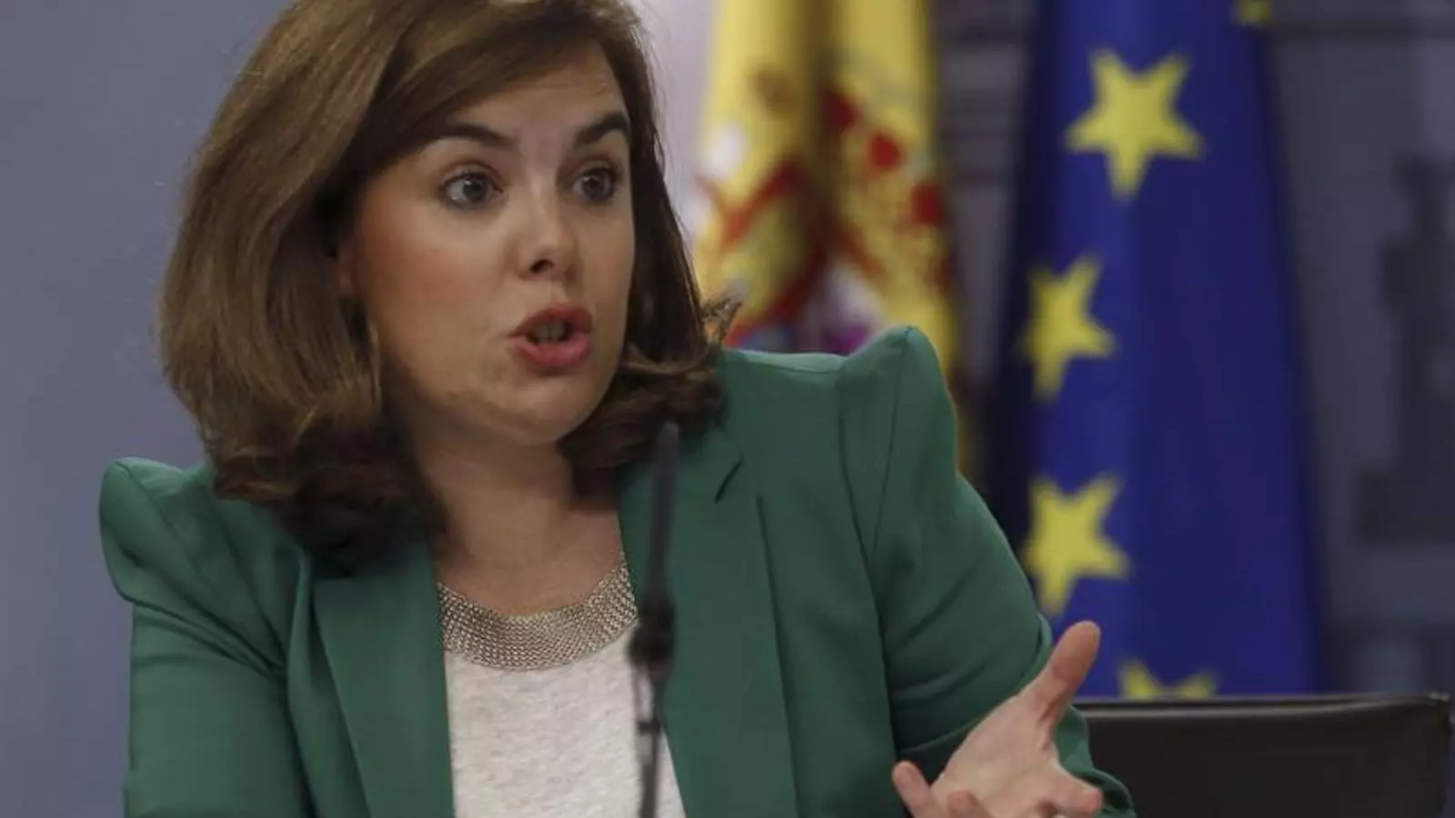 La vicepresidenta del govern espanyol, Soraya Sáenz de Santamaría, durant la roda de premsa posterior al consell de ministres. EFE