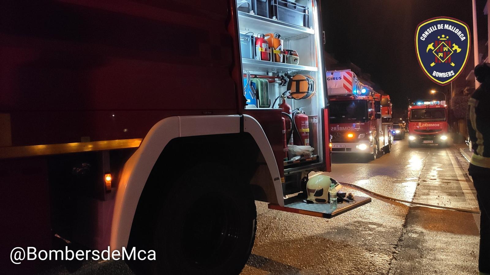 Moment de l'extinció de l'incendi.