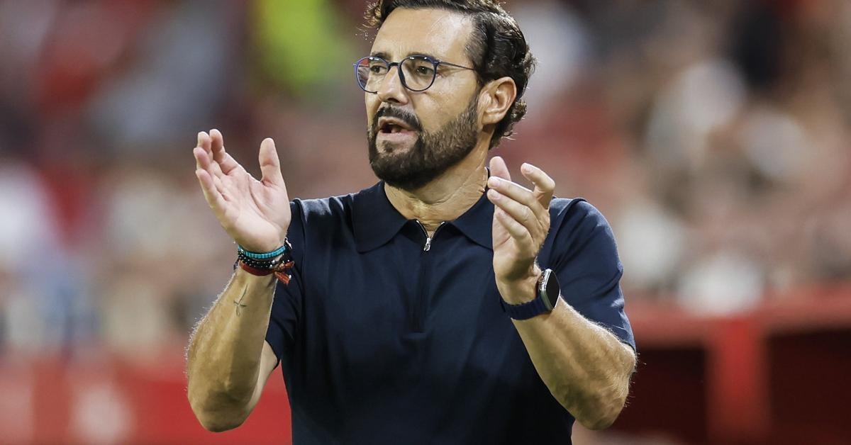 Cruyff Admirer: Facing Barça | Content Writer Role