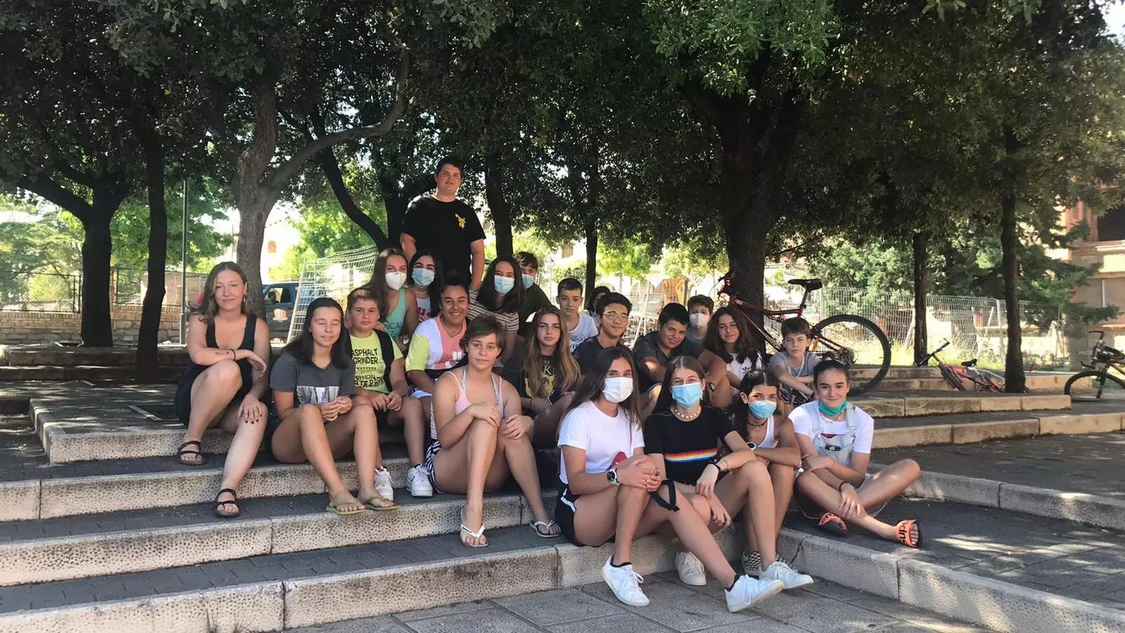 Participants al camp de treball. / AJUNTAMENT DE LA POBLA DE SEGUR