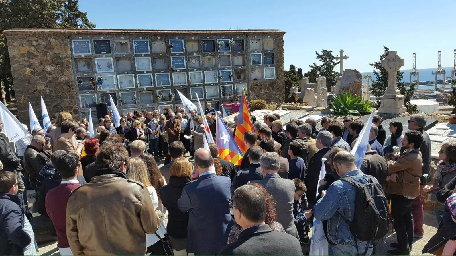 Homenatge de Demòcrates de Catalunya a Carrasco i Formiguera