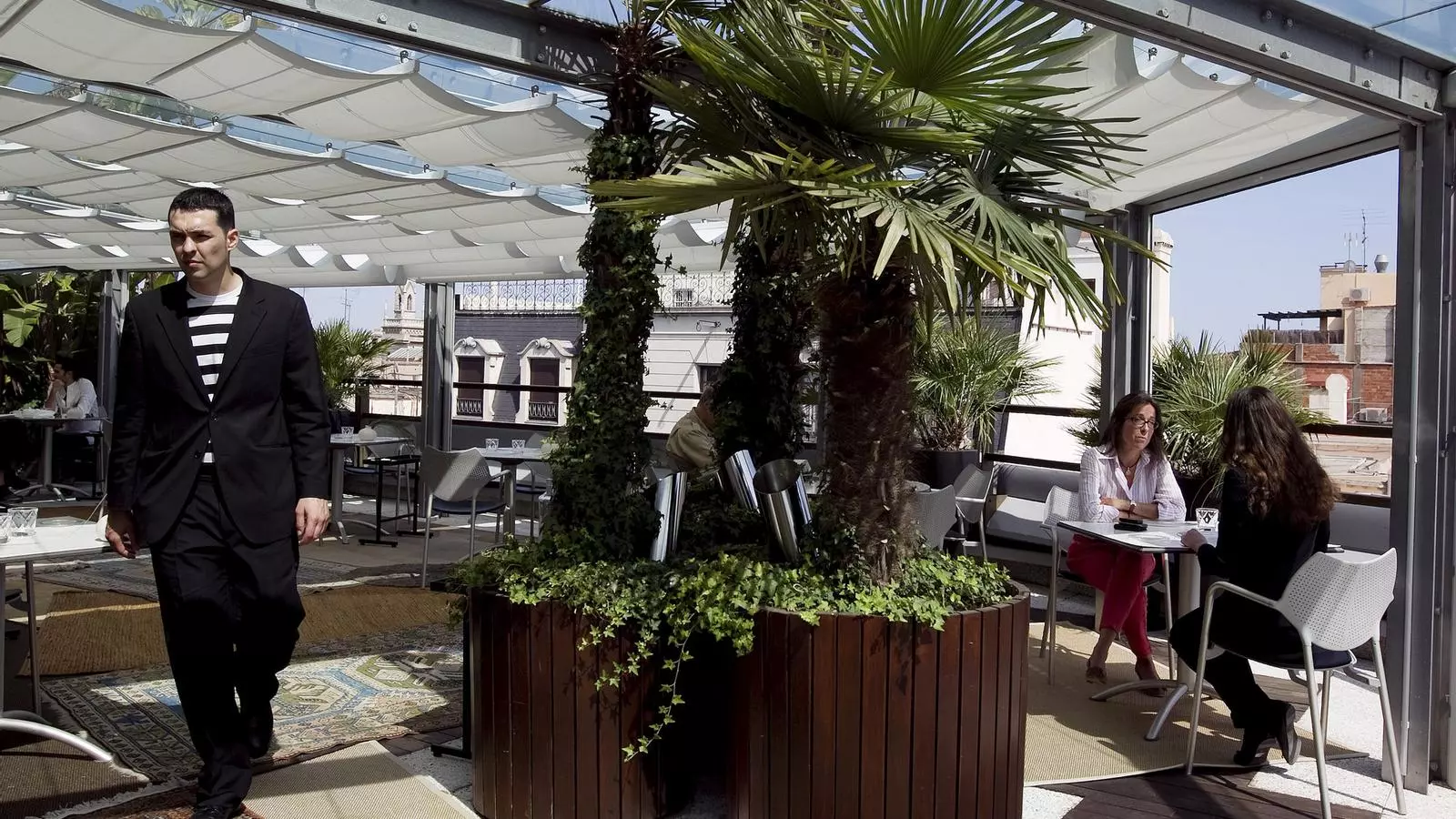La terrassa de l'Hotel Claris s'ha sumat a la iniciativa.