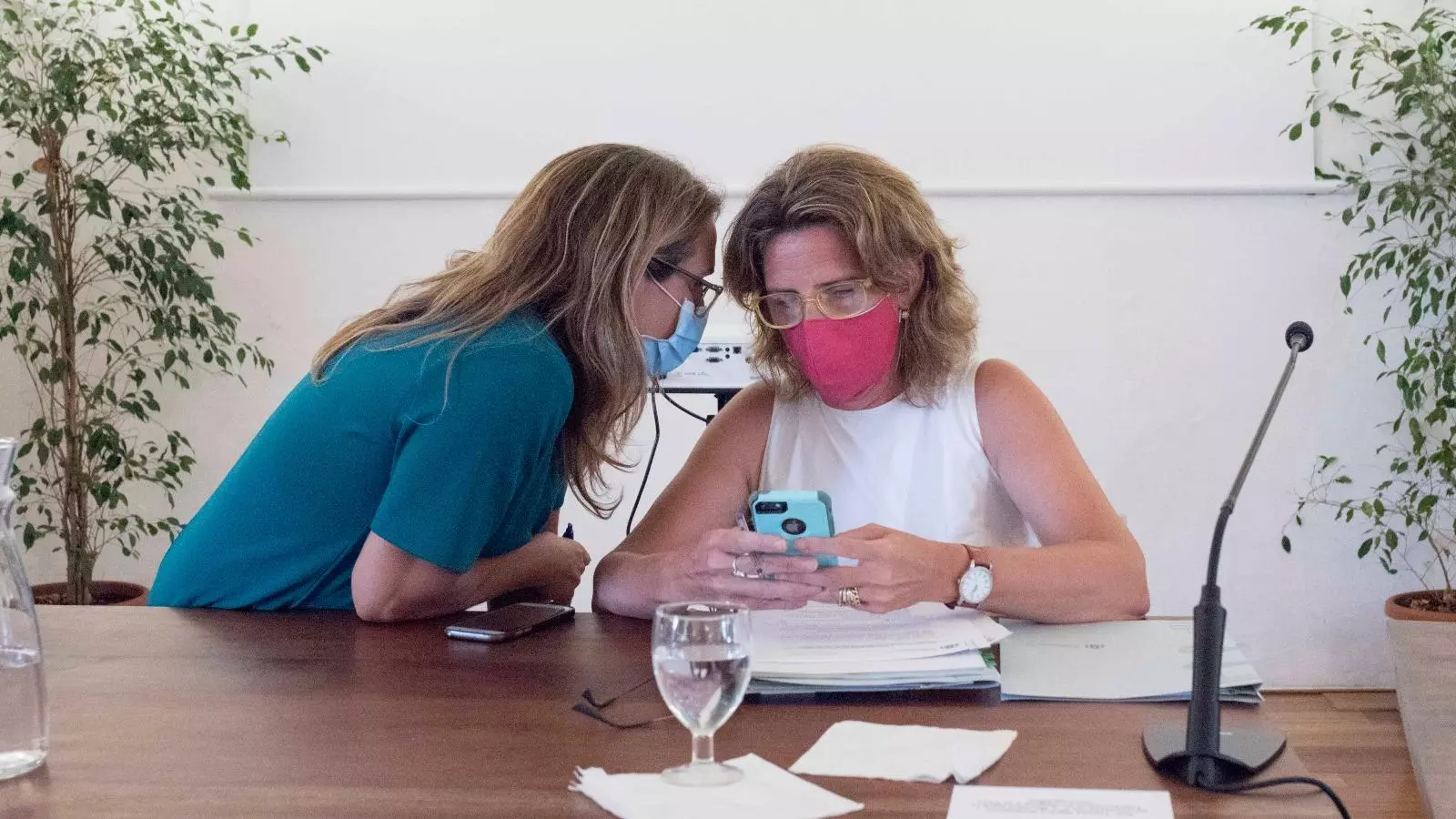 La ministra Ribera en la reunió d'aquest dilluns a Menorca.