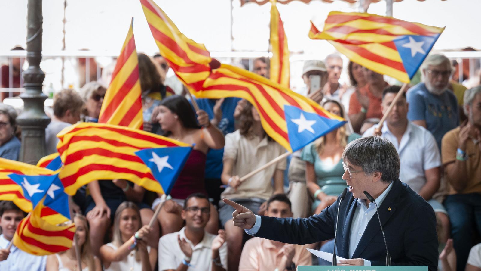 The former president and leader of Junts, Carles Puigdemont, at the Prats de Molló event.