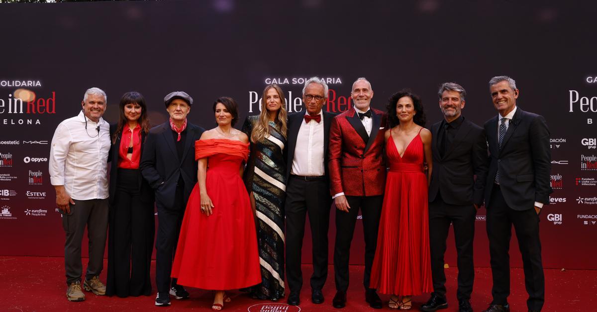 Barcelona dresses in red in solidarity with the People in Red Gala