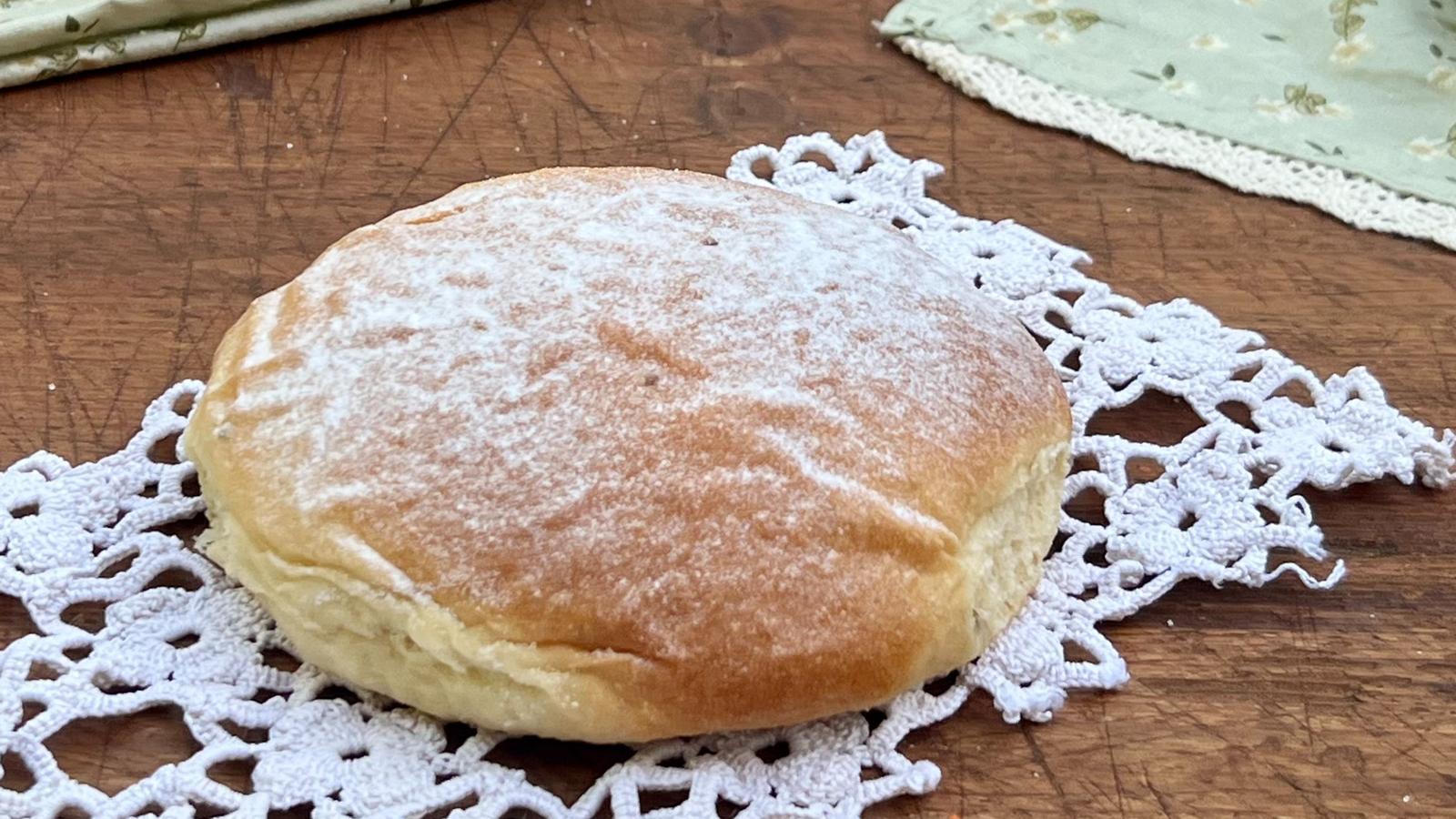 Anise cakes of Estellencs from the indications that Antoni Tugores recovered in Memory of Majorcan cuisine.