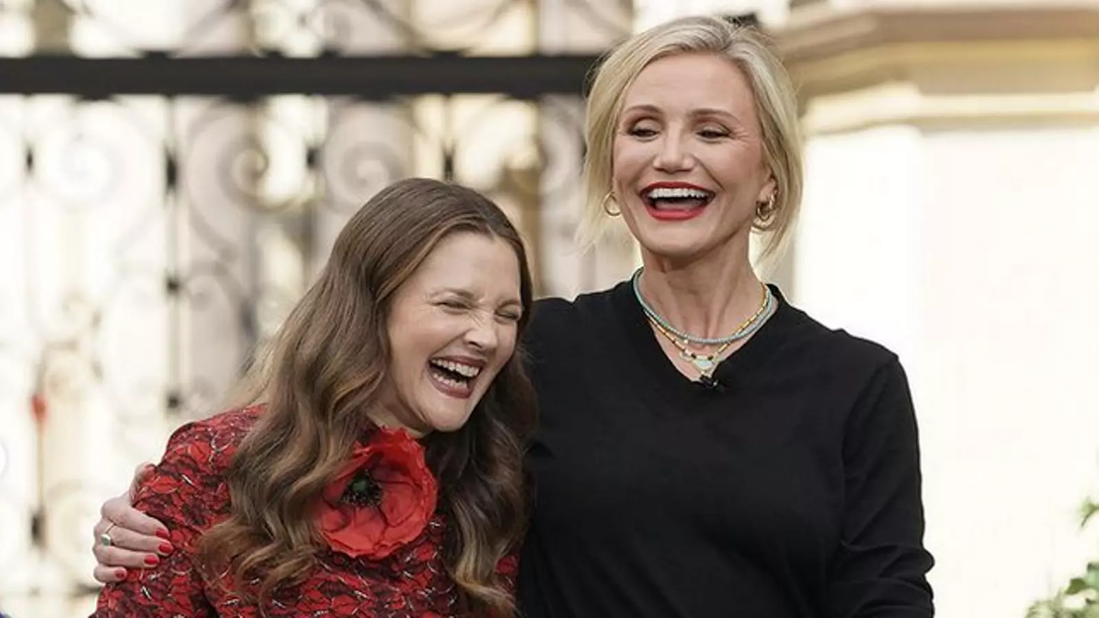 L'actriu Cameron Diaz amb Drew Barrymore