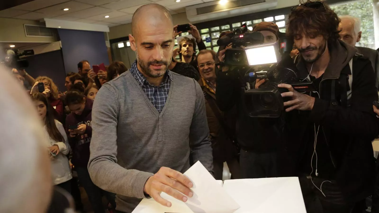 Pep Guardiola votant CRISTINA CALDERER