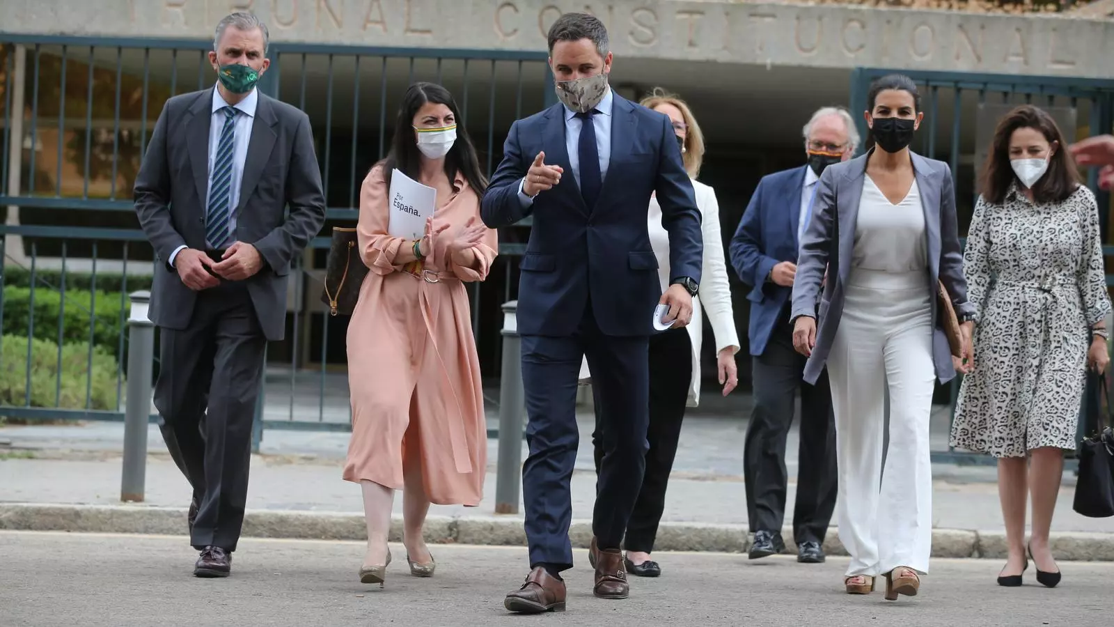 Els líders de Vox, sortint del Tribunal Constitucional, en una imatge d'arxiu.