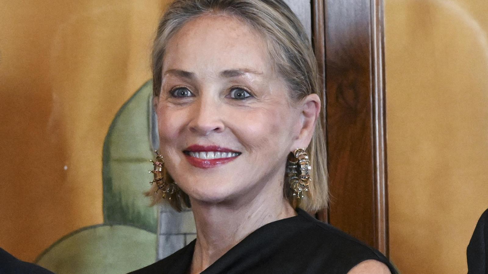 La actriz estadounidense Sharon Stone durante la jornada de clausura de la Asamblea Mundial de Premios Nobel sobre Inteligencia Artificial y Guerra Nuclear en Roma.