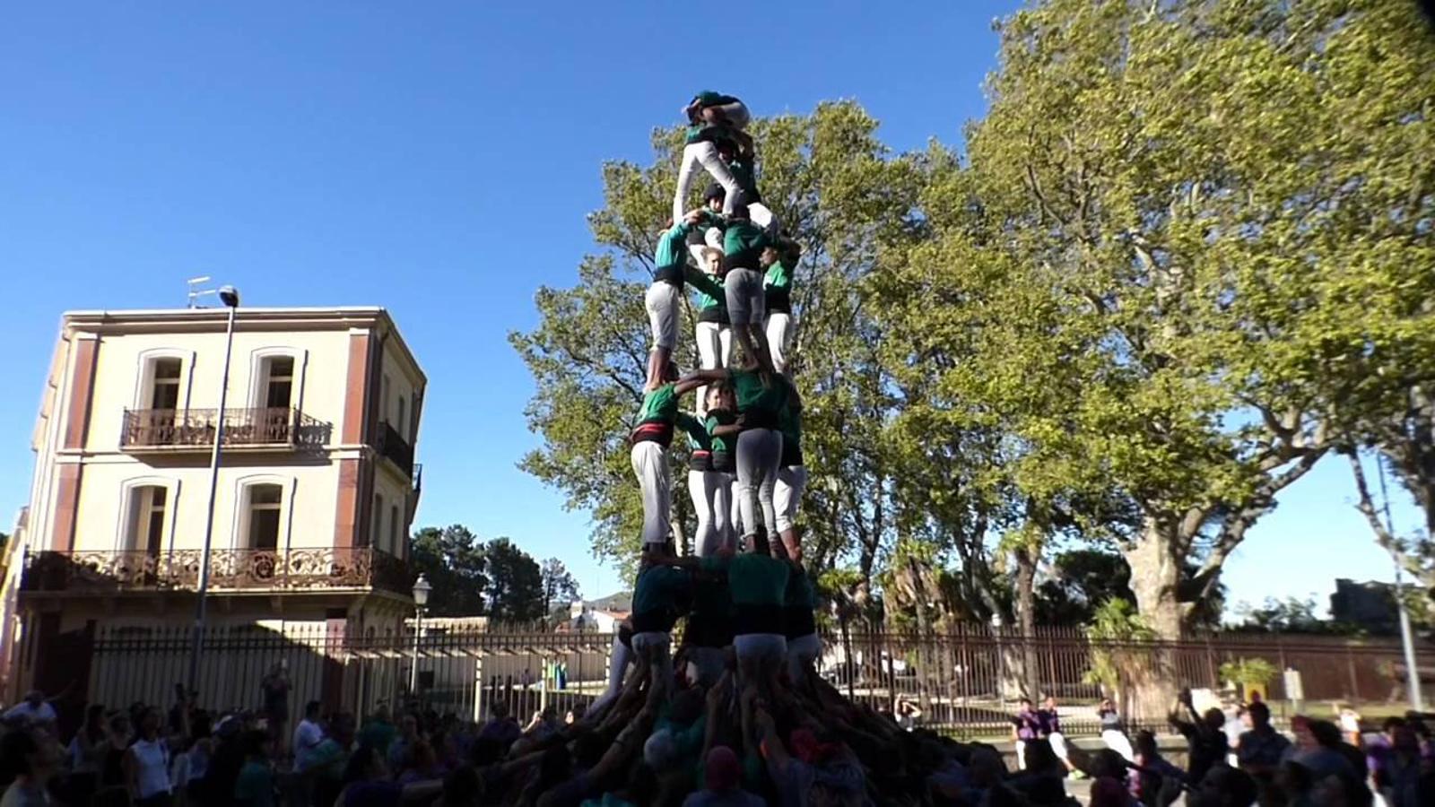 Els Castellers del Riberal s'exhibeixen al seu màxim nivell