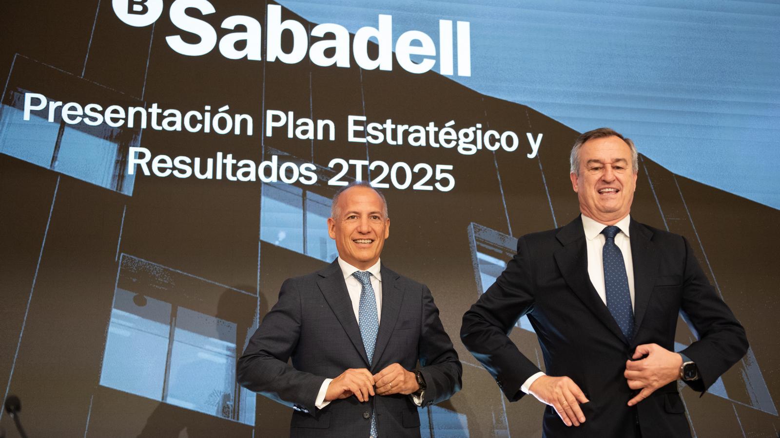 Banc Sabadell CEO César González Bueno and CFO Sergi Palavecino met this Thursday.
