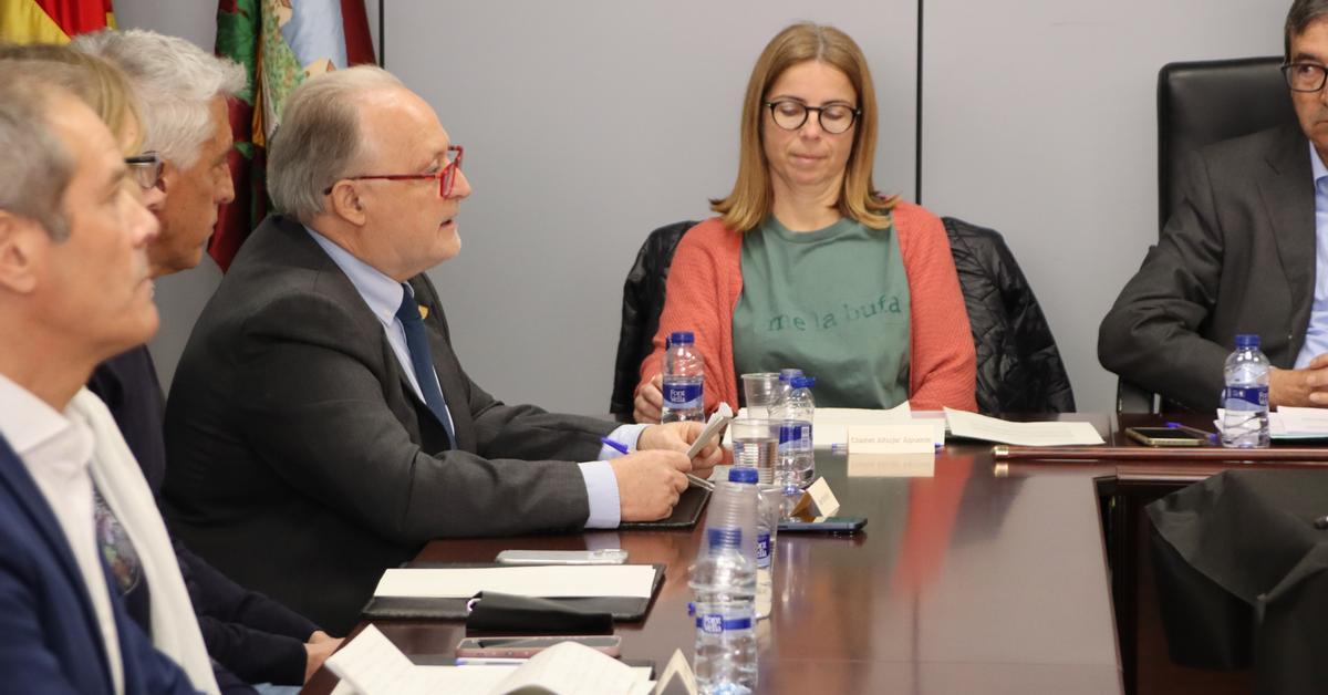 La regidora a qui li 