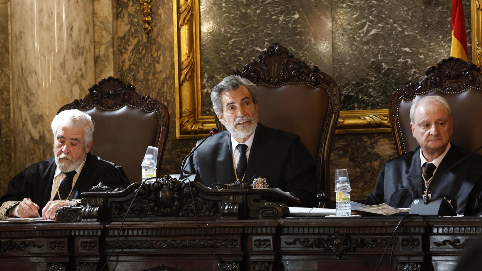 Carlos Lesmes presides over the hearing on precautionary measures for the regularization of migrants at the Supreme Court