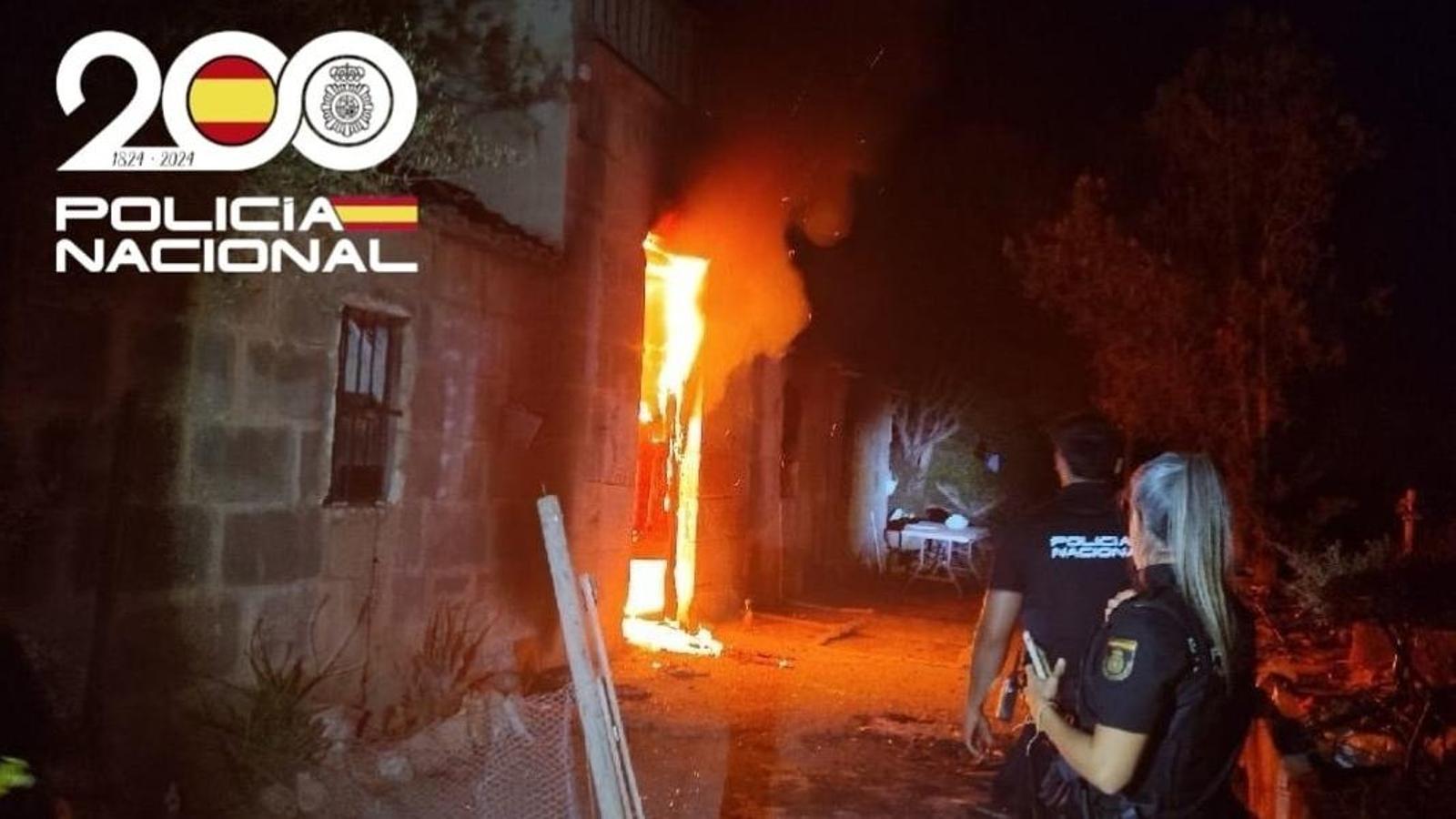 Detinguts per prendre foc a un habitatge de Manacor