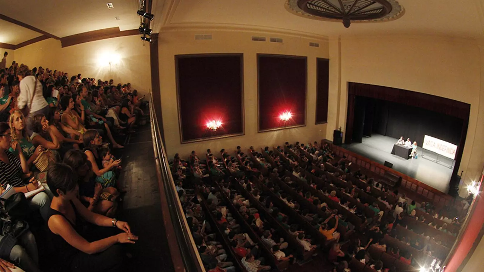 Reunió a Porreres convocada per l'Assemblea de Docents / E. CALVO