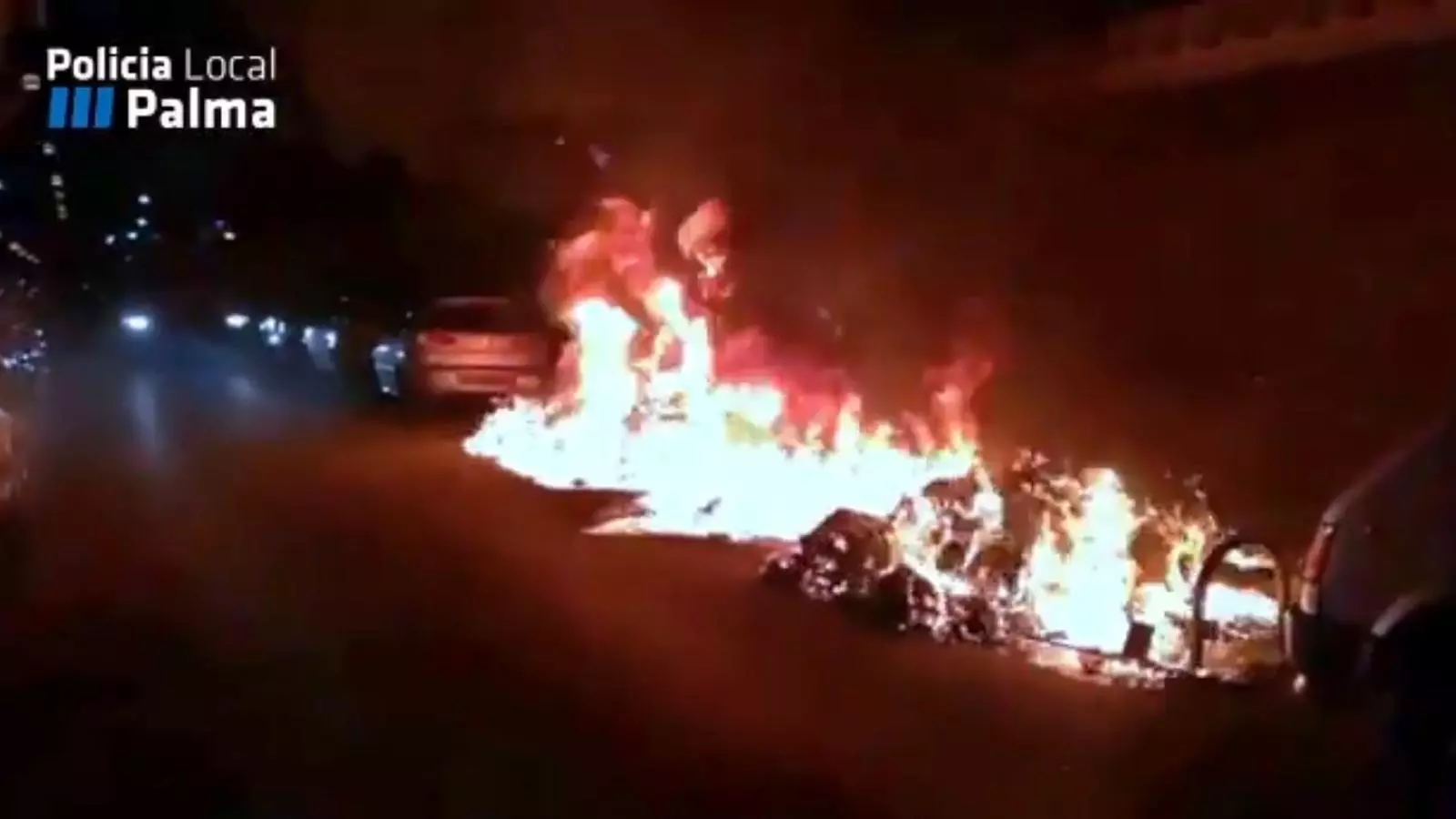 Nova crema de contenidors a Palma que acaba amb un Policia ferit