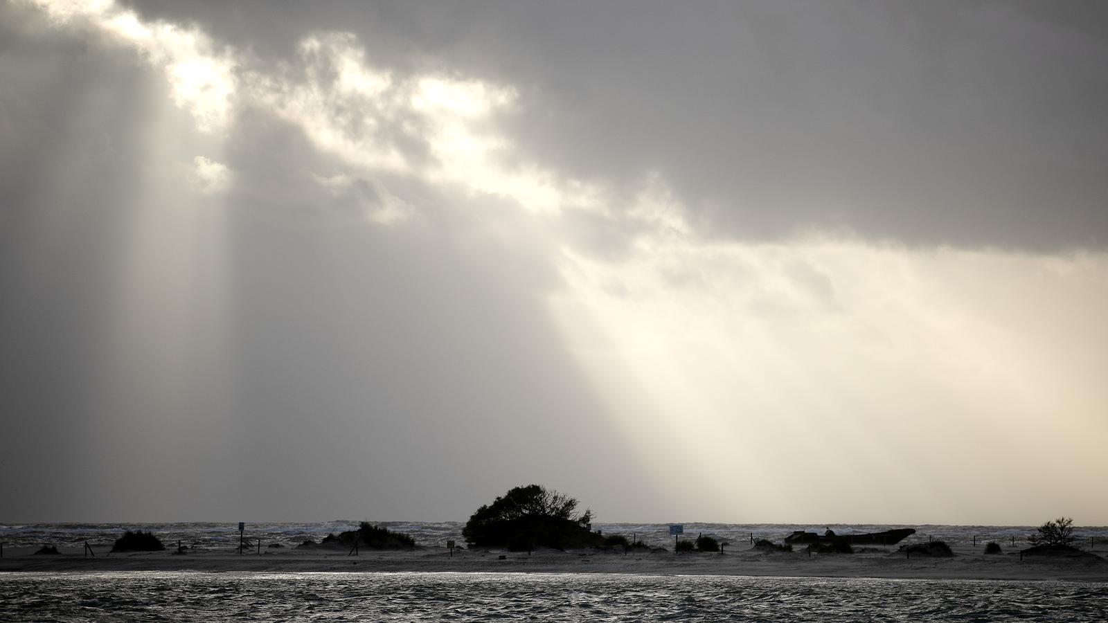 La narcolancha embarrada en Sancti Petri