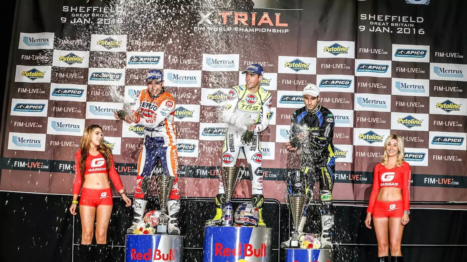 Adam Raga, Toni Bou i Albert Cabestany, al podi / FIM / GOOD SHOT