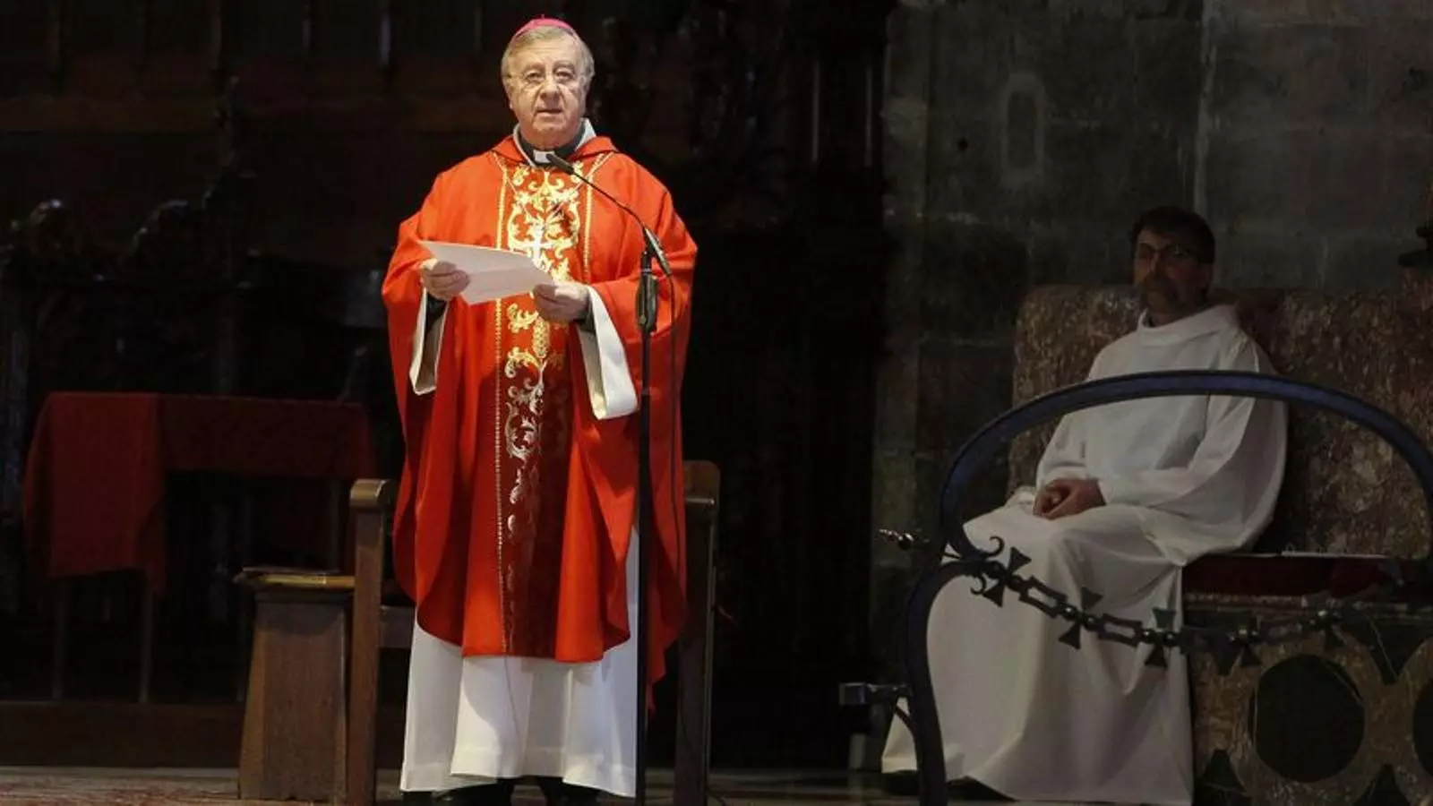 El bisbe de Mallorca, Sebastià Taltavull, durant una cerimònia religiosa.