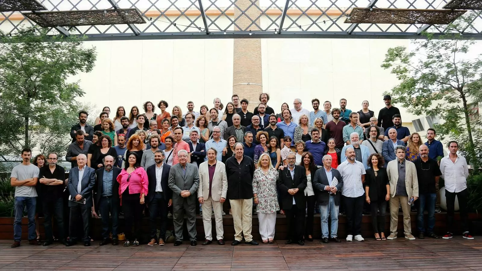Foto de família amb tots els artistes de la temporada 2017-2018 del grup Focus