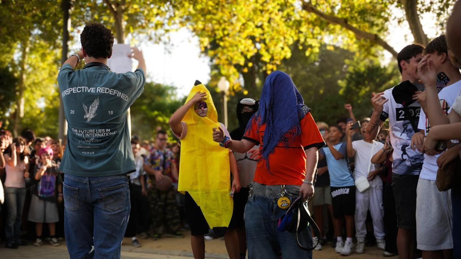 Youths participate in an aura battle in Seville on September 1, 2026