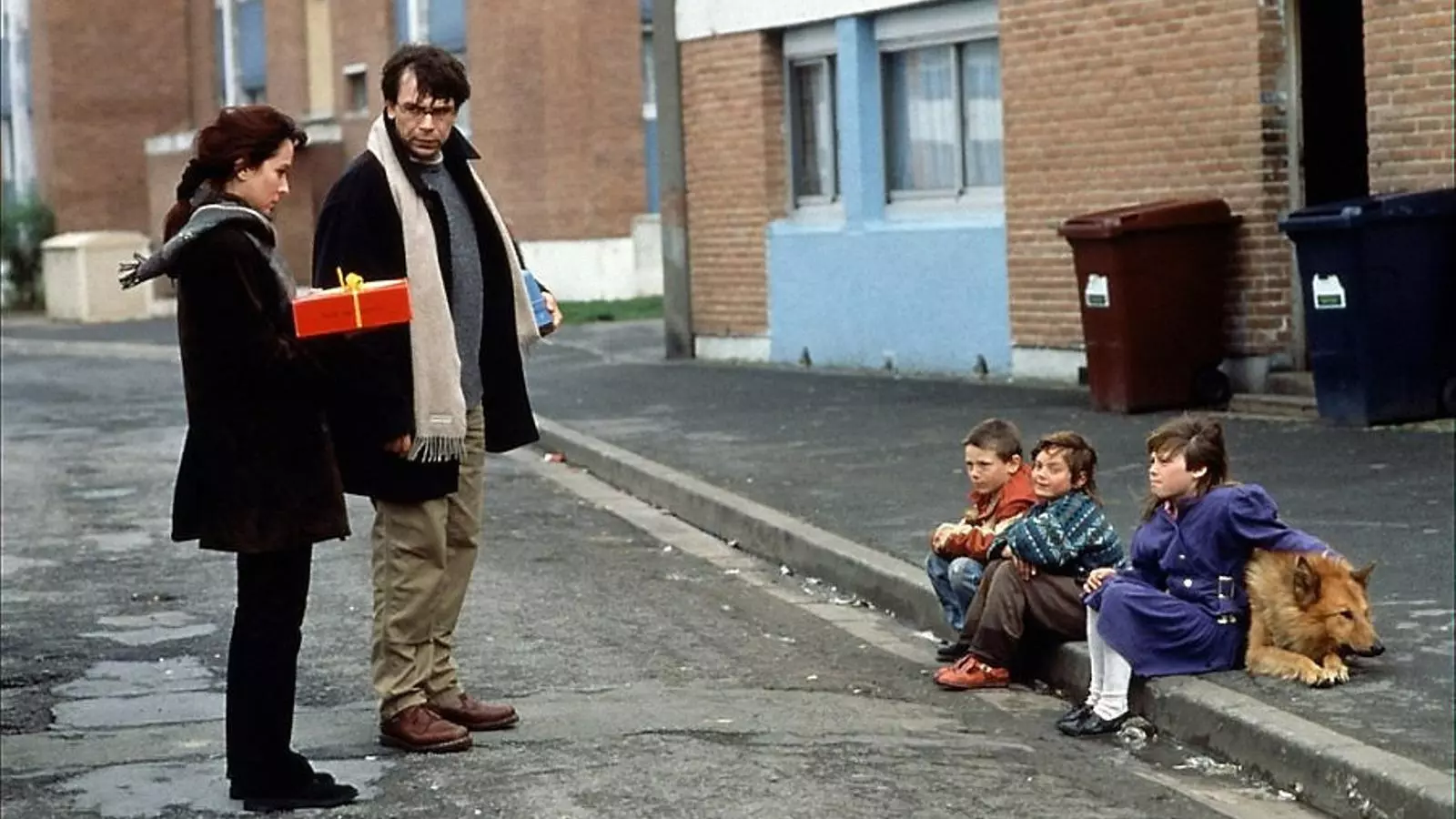 , del 1999, és una pel·lícula de Bertrand Tavernier sobre educació i crisi.