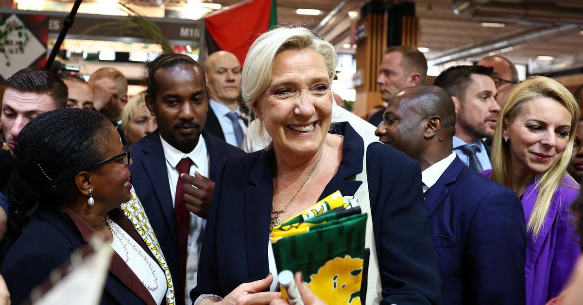 French Elections: Le Pen Eyes Mayoral Wins as Springboard to 2027 Presidency