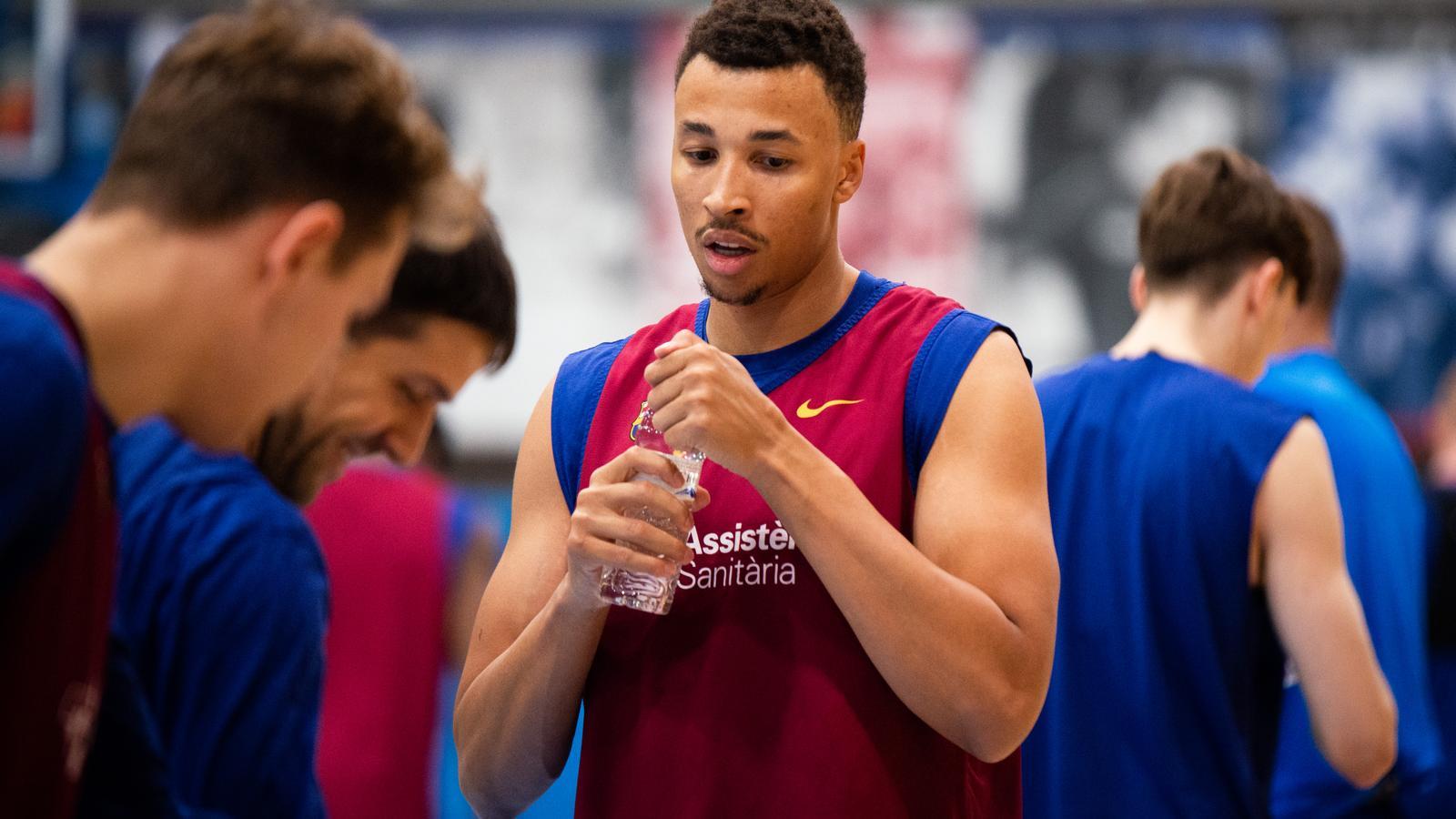 Dante Exum, escorta del Barça