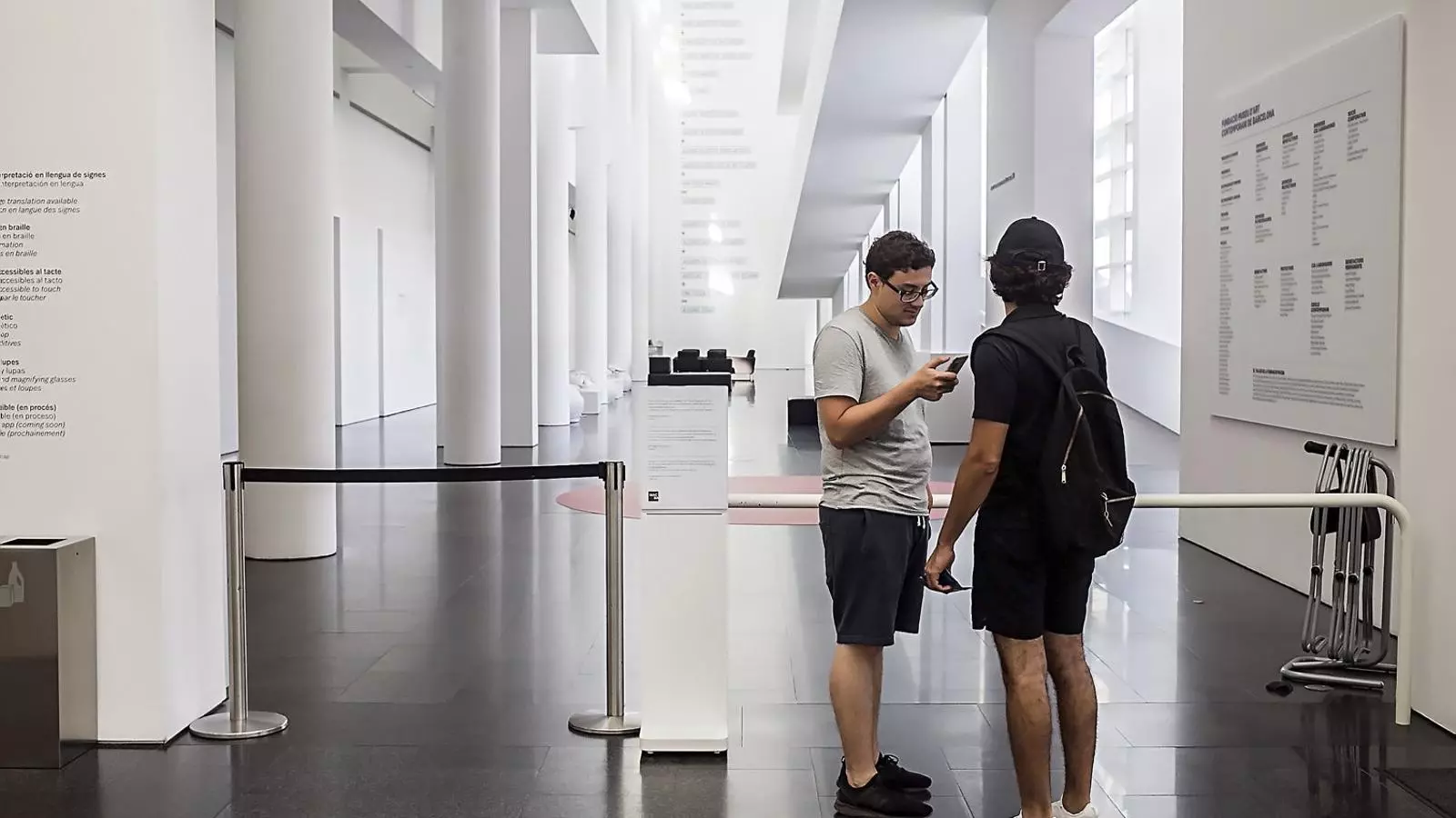 El Macba tancat durant la primera jornada de vaga indefinida dels treballadors de Ciut’art.