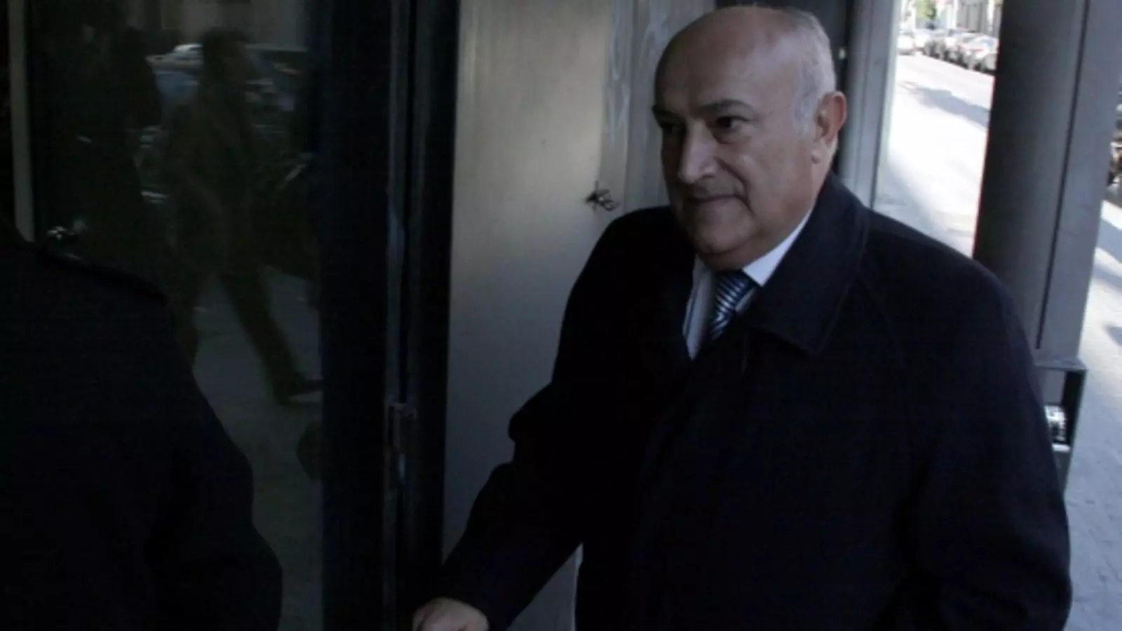 Miguel Jurado arribant als Jutjats de Badalona, quan hi va declarar el 2013 / Jordi Pujolar ACN
