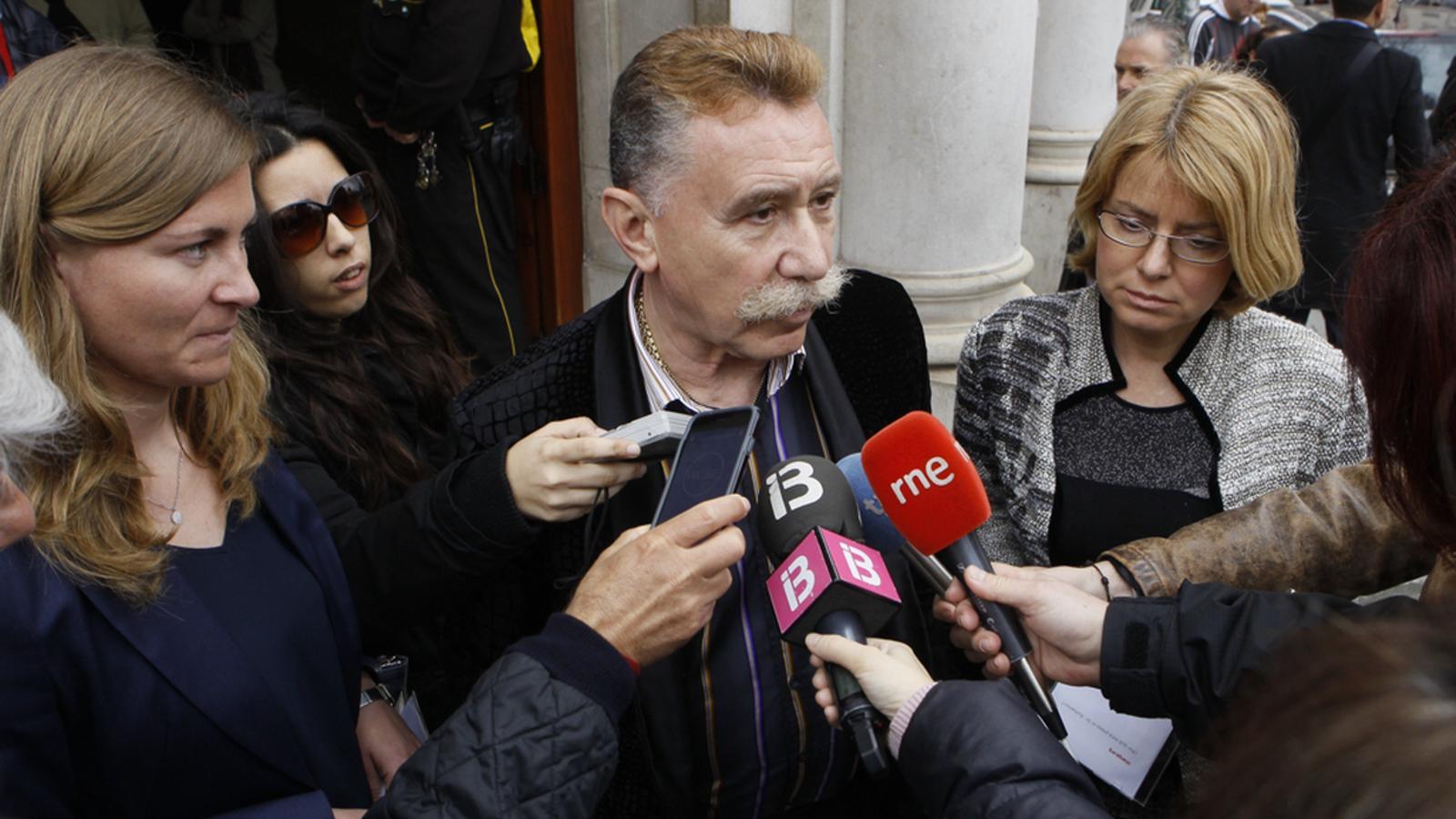 Repina, García Montes i Vinogradova, als jutjats. / ISAAC BUJ