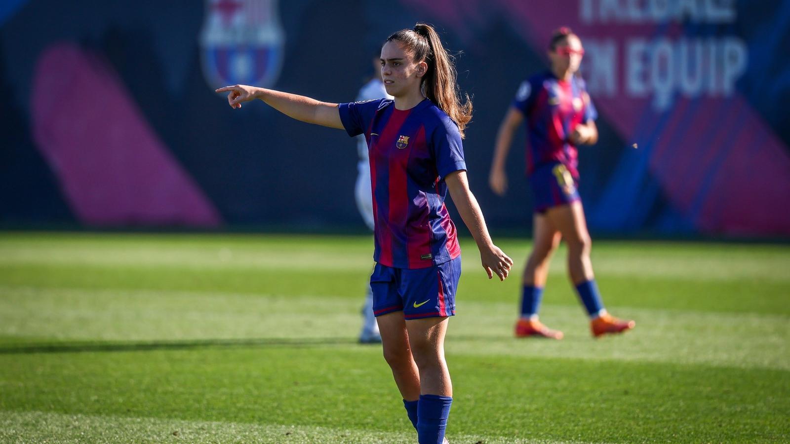 Ainoa Gómez in a match with Barça B