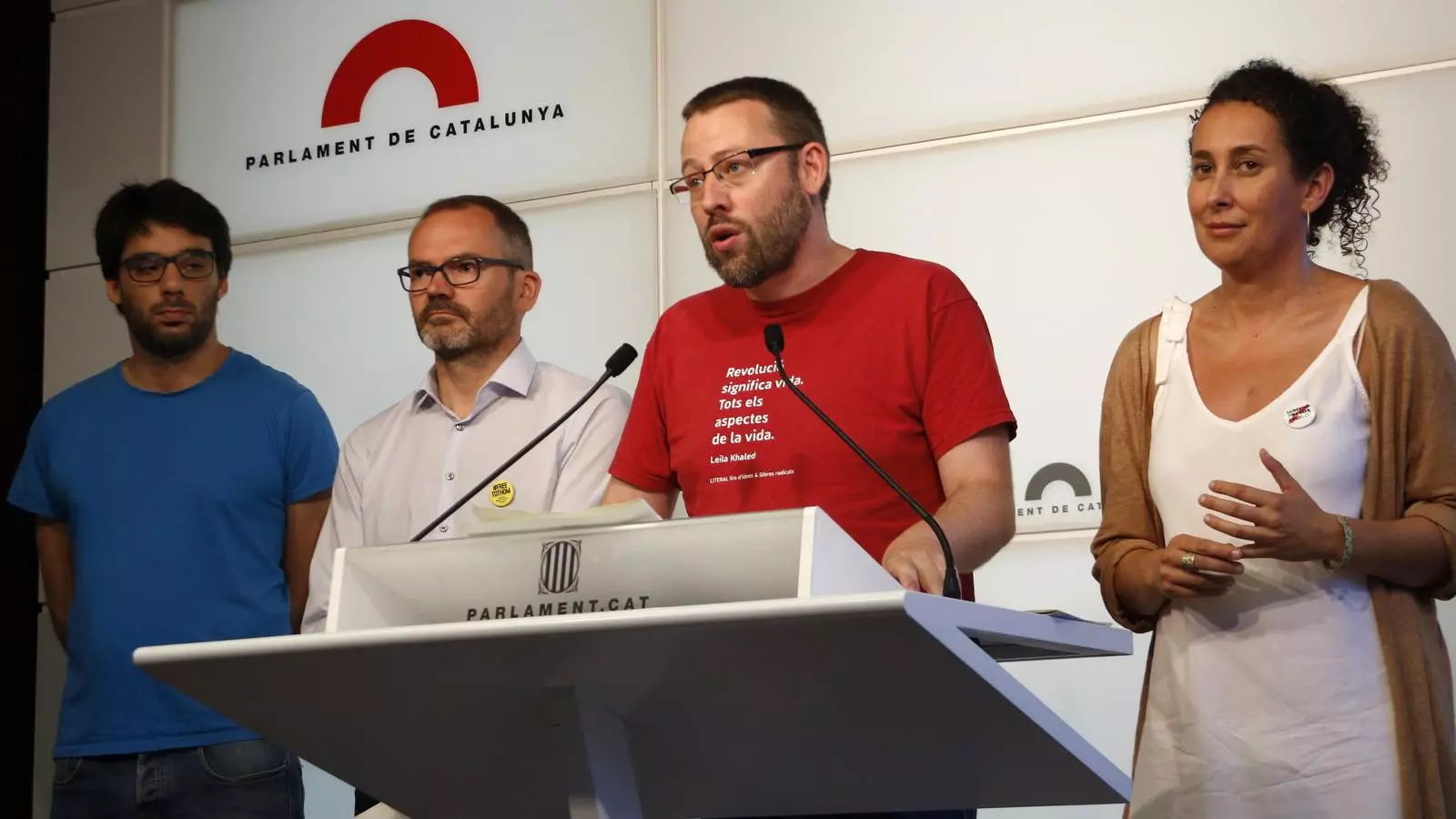Portaveus de la CUP, JxCat, ERC i comuns en la presentació de l'acord per crear la comissió d'investigació sobre l'1-O
