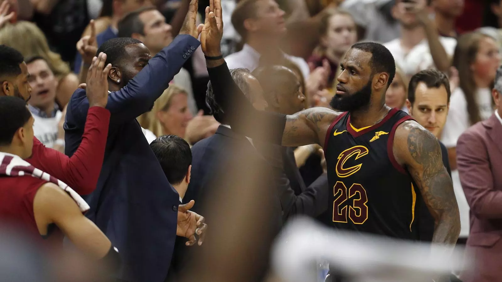 Lebron James durant el sisè partit contra els Celtics