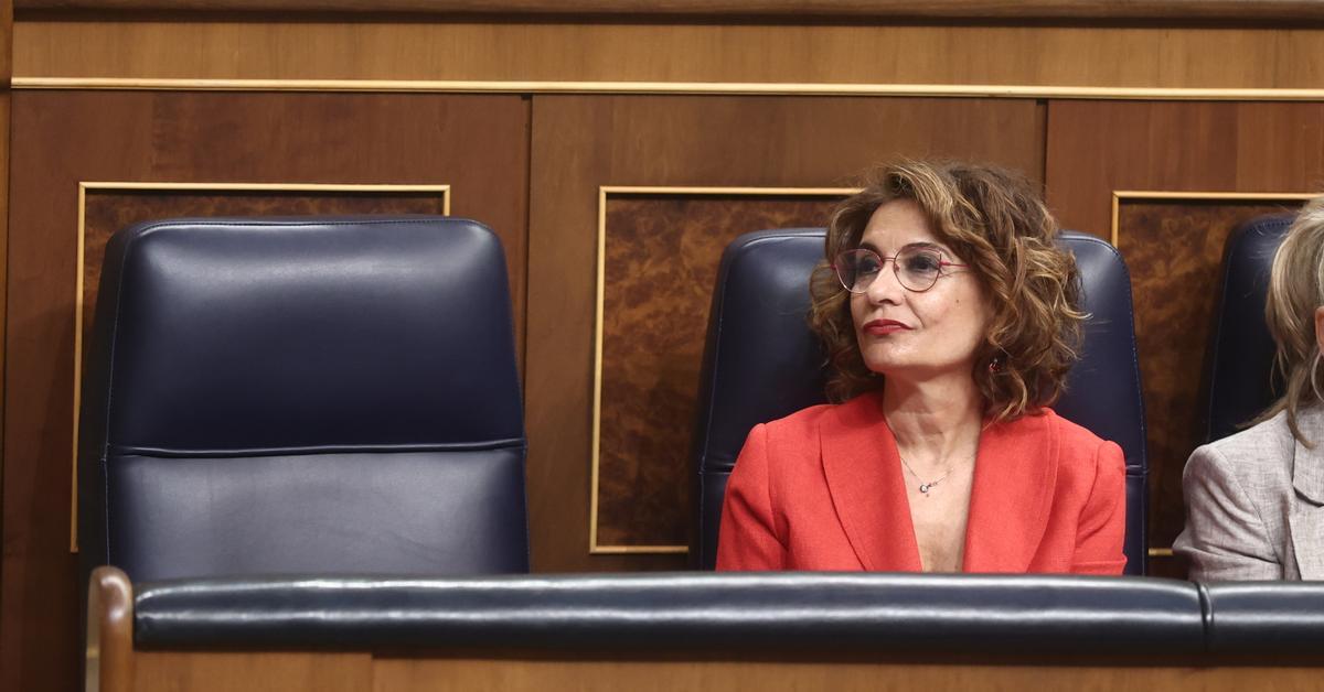 Rumb a Andalusia: marxa la "dona amb més poder de la democràcia"