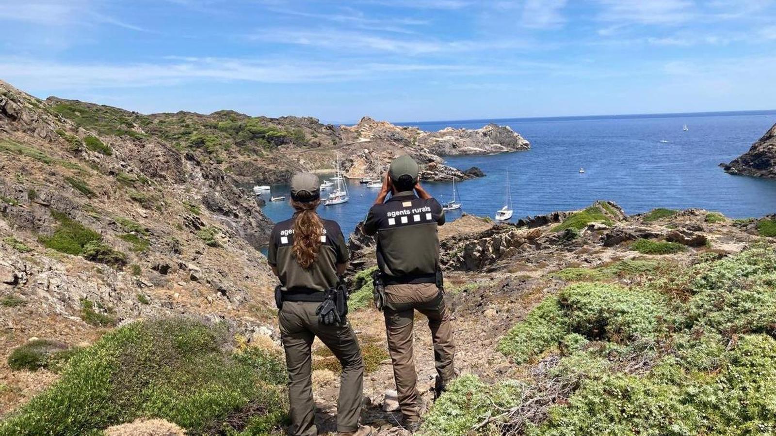 Rural Agents monitoring compliance with the regulations of the Cap de Creus Natural Park.