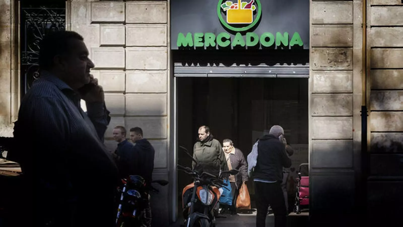 Des de l’1 de juliol Mercadona ha instal·lat càmeres de reconeixement facial en una quarantena de supermercats entre els quals no hi ha el de la Seu d'Urgell. / MANOLO GARCÍA