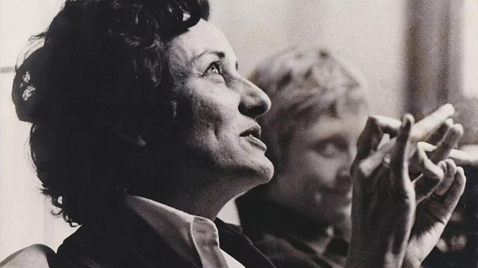 La poeta Anne Sexton, en la Universidad de Boston