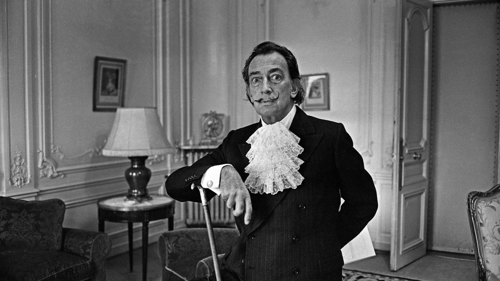 El pintor surrealista Salvador Dalí