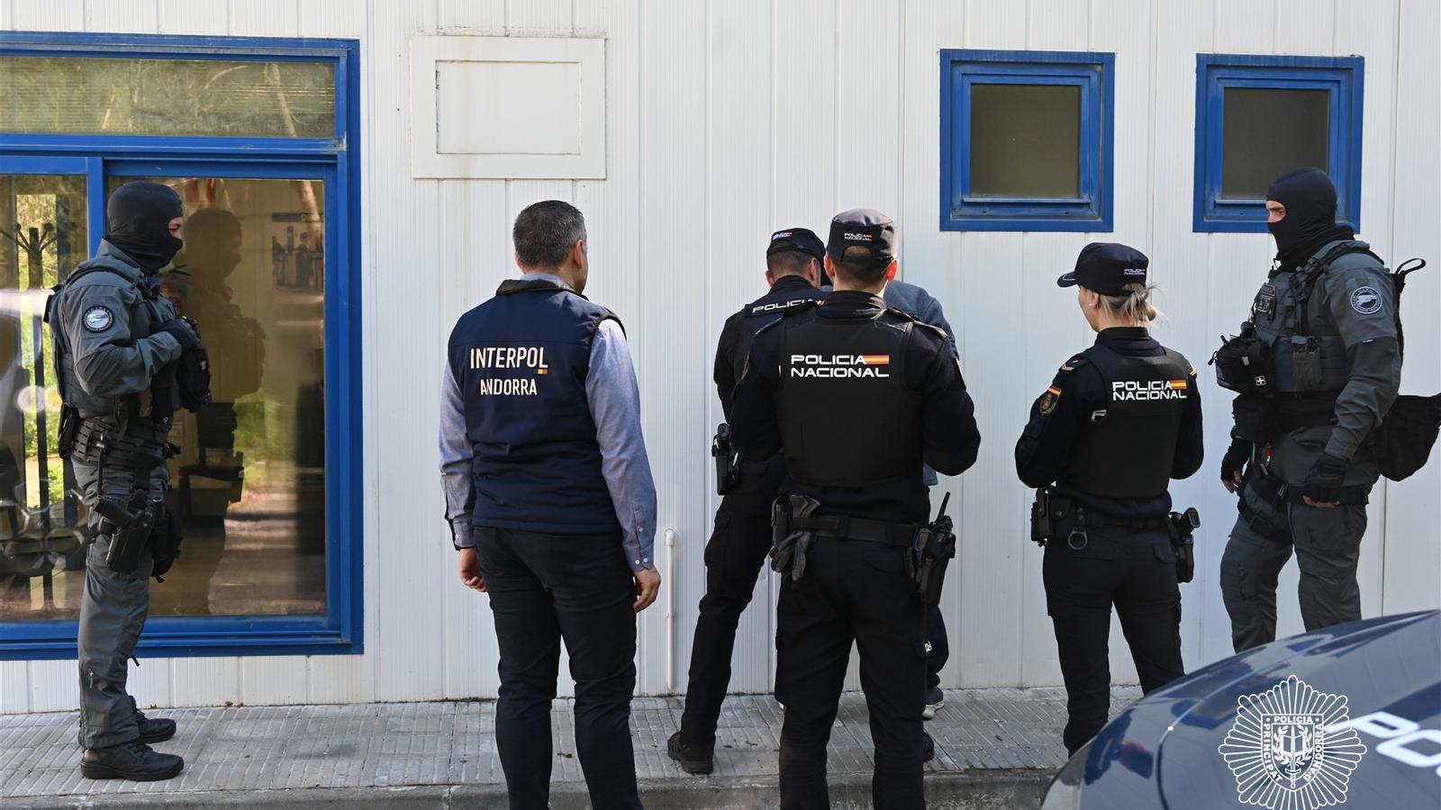 Moment de l'extradició.