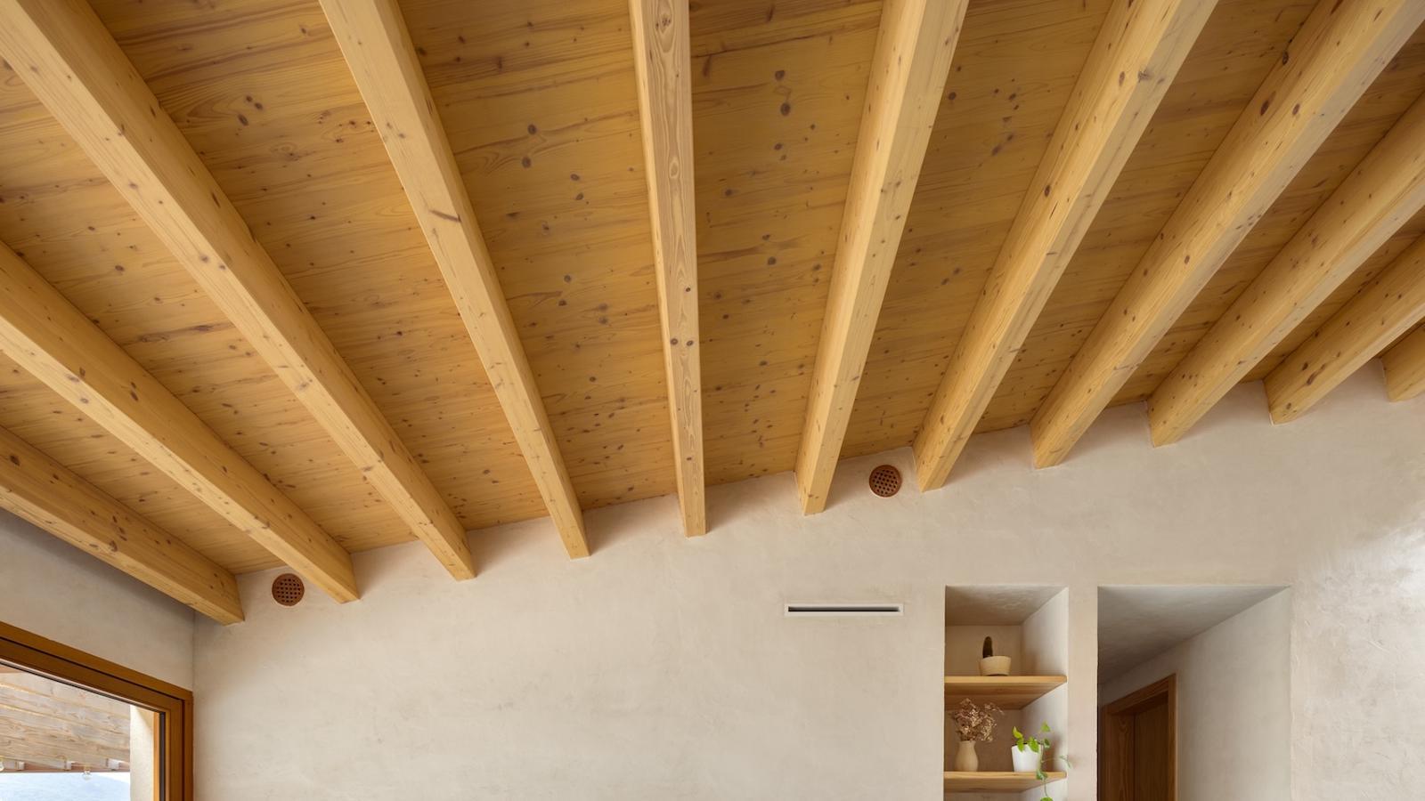 Main room of Casa Boratuna.
